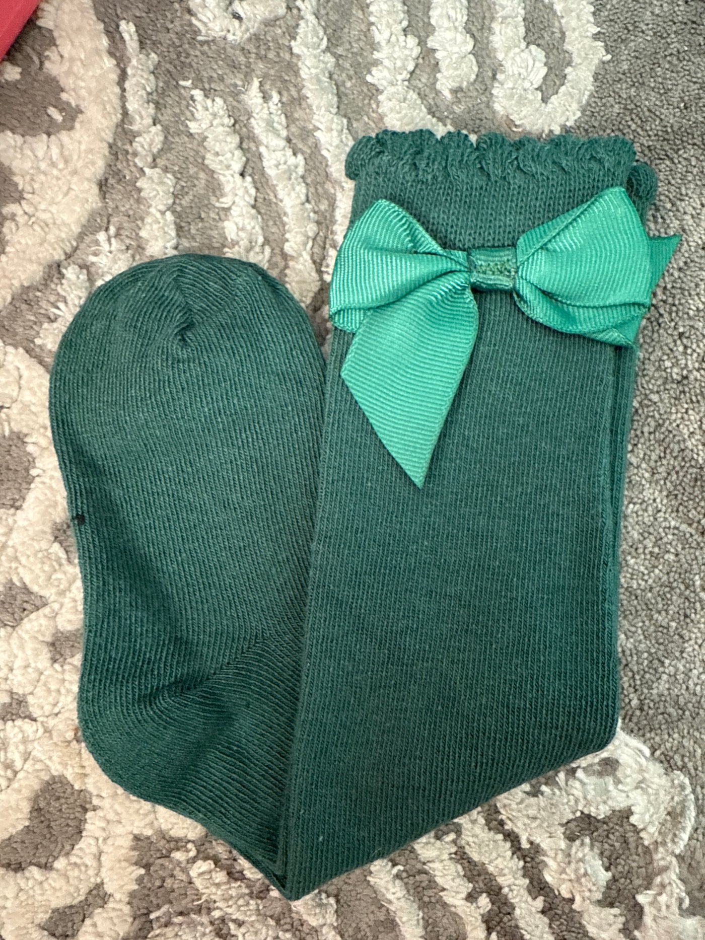 Knee socks with bow